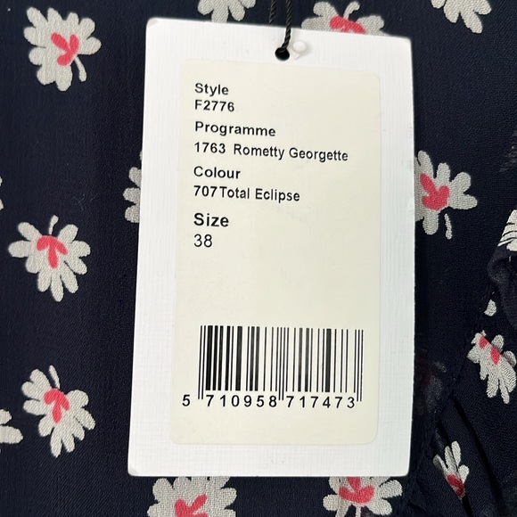 Beautiful Ganni floral dress - Picture 5 of 8